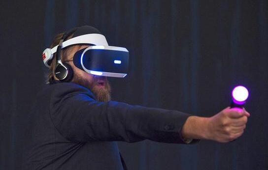 避开VR大战？PlayStation VR秋季开卖